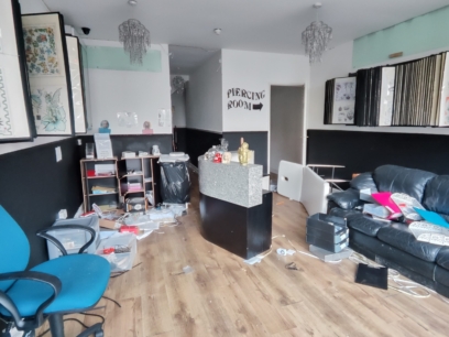 Bloxwich, 154 High Street