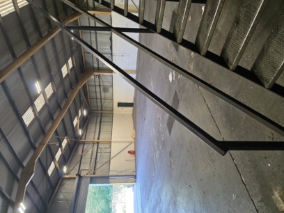 West Bromwich, Unit 9 Hill Top Industrial Estate, Shaw Street. B70 0TX